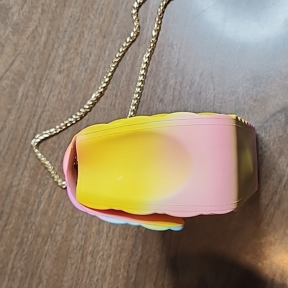 Rainbow Quilted PVC Jelly Purse - Picture 5 of 15